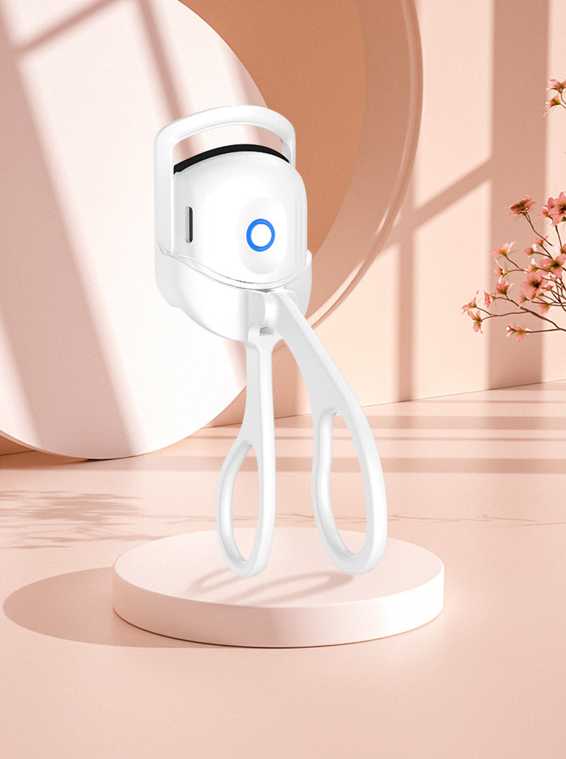 Heated Eyelash Curler - Beautifully Curled Lashes .